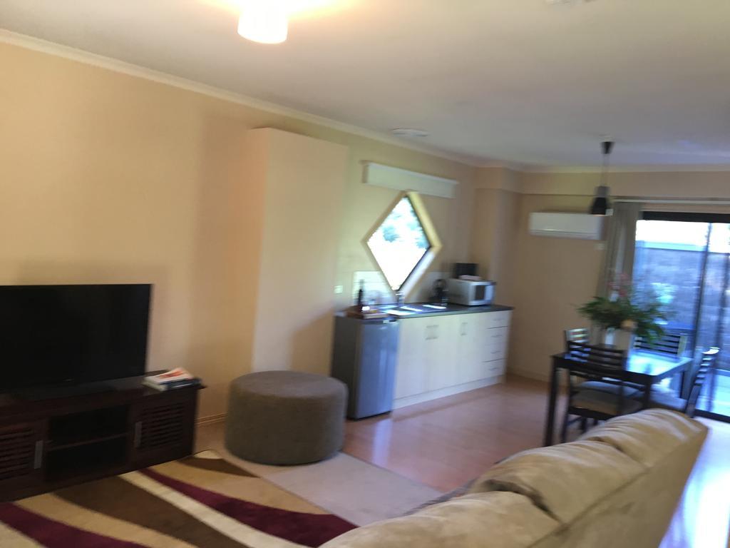 The Rocks Apartments Halls Gap Luaran gambar
